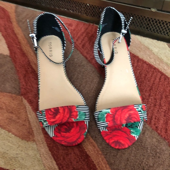 Torrid Ankle strap low Block Heels - Picture 1 of 8